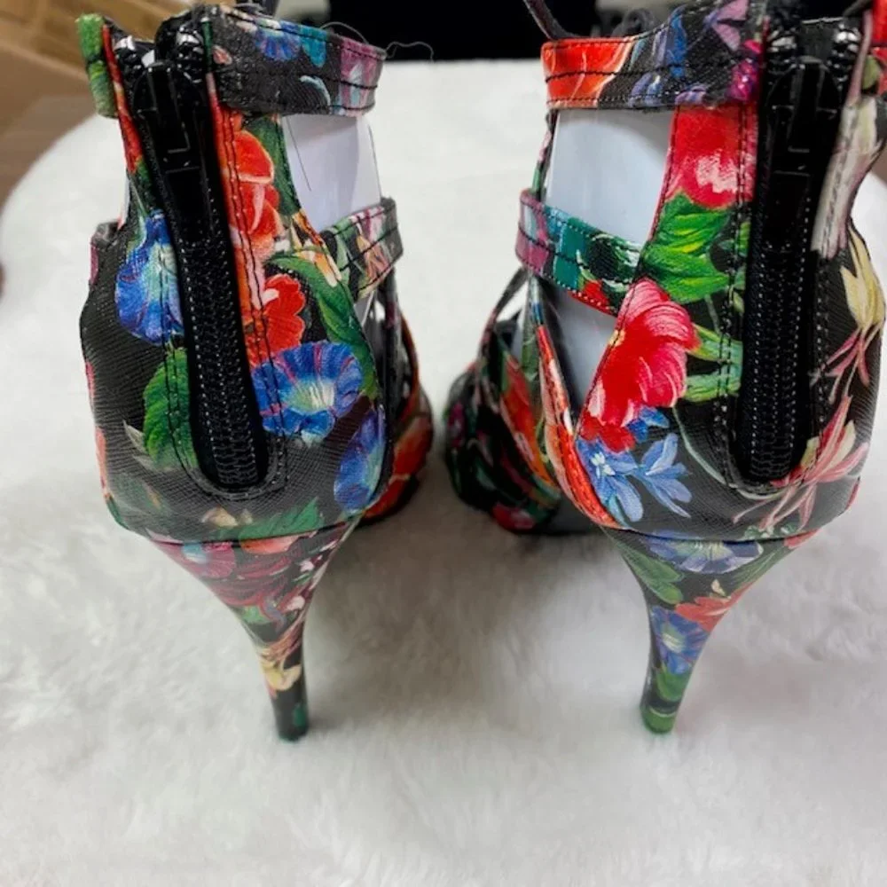 Madden Girl Dita Floral Lace‎ Up Stilettos Open Toe Heels, size 8